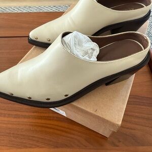 Alohas Lorenzo Mules – Cream, Size 40 – Brand New